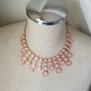 Pink-salmon and gold tone necklack